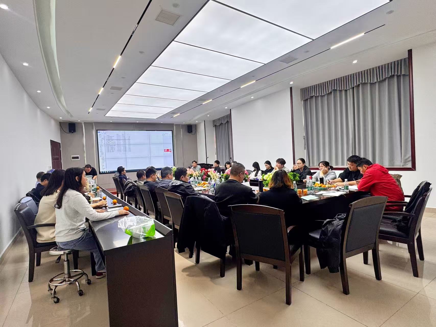 以学习，致未来 | 聿津食品2025年度销售总结会议圆满召开